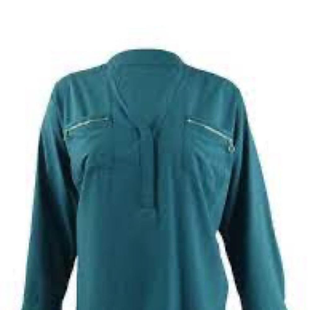 NWT NY Collection 1/2 Button Down Shirt with 2 Pockets and Zipper Accents 1X